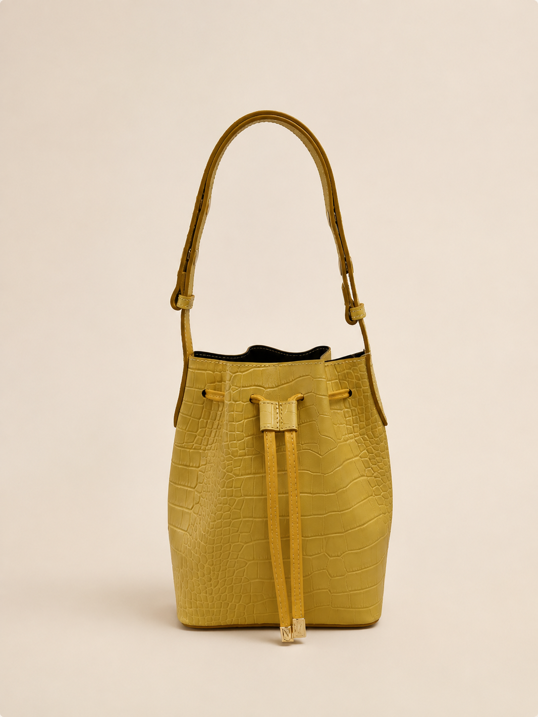 Mora Bucket Bag