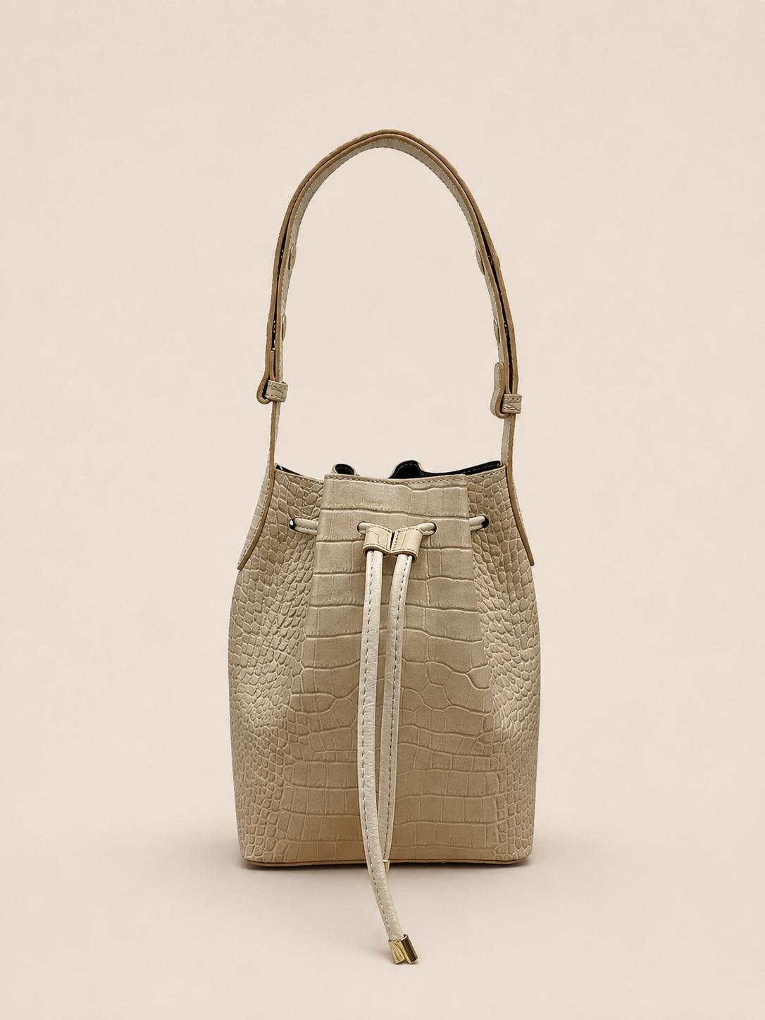 Mora Bucket Bag